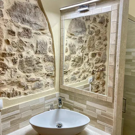 Holiday home Casa Nina - 10' Dalla