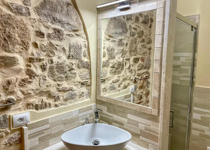 Vakantiehuis Casa Nina - 10' Dalla